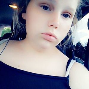 Meet your Posher, Isabella